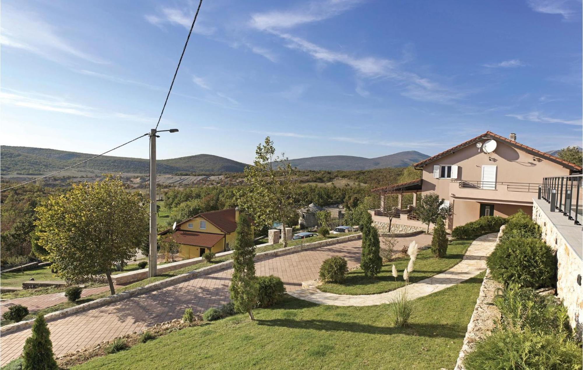 Gorgeous Home In Kijevo With Kitchen Exterior photo